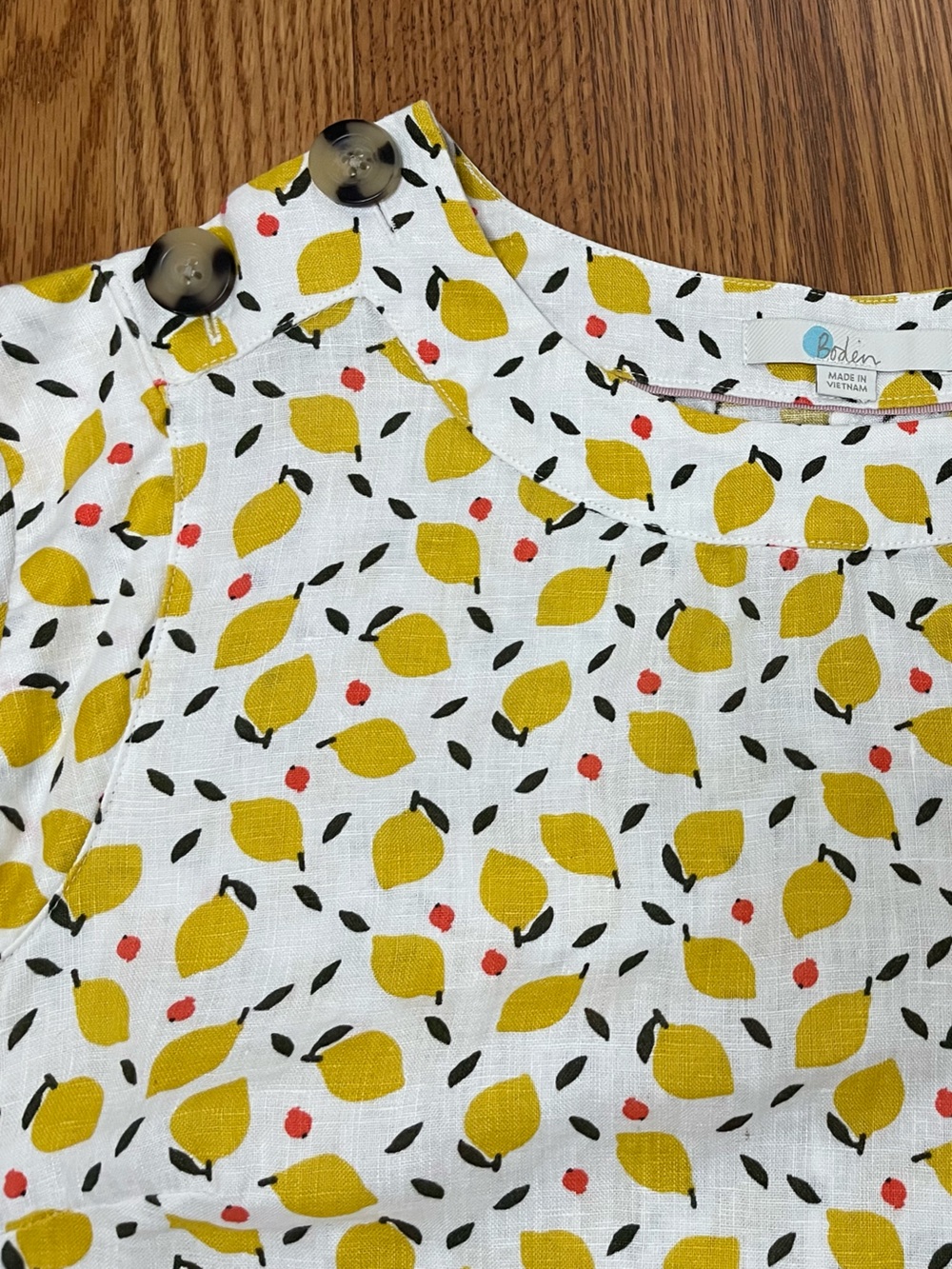 Boden Lemon Print 100% Linen Button Shoulder Top US 8R - Picture 6 of 9